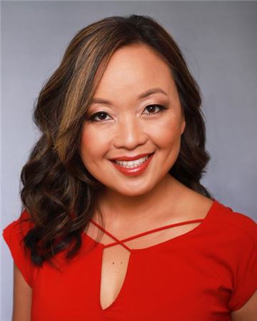 Lisa Phuong Hoang, MD