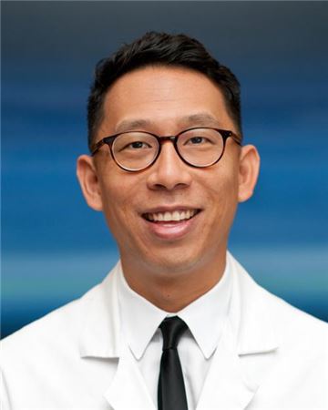 David Juhyuk Suk, MD